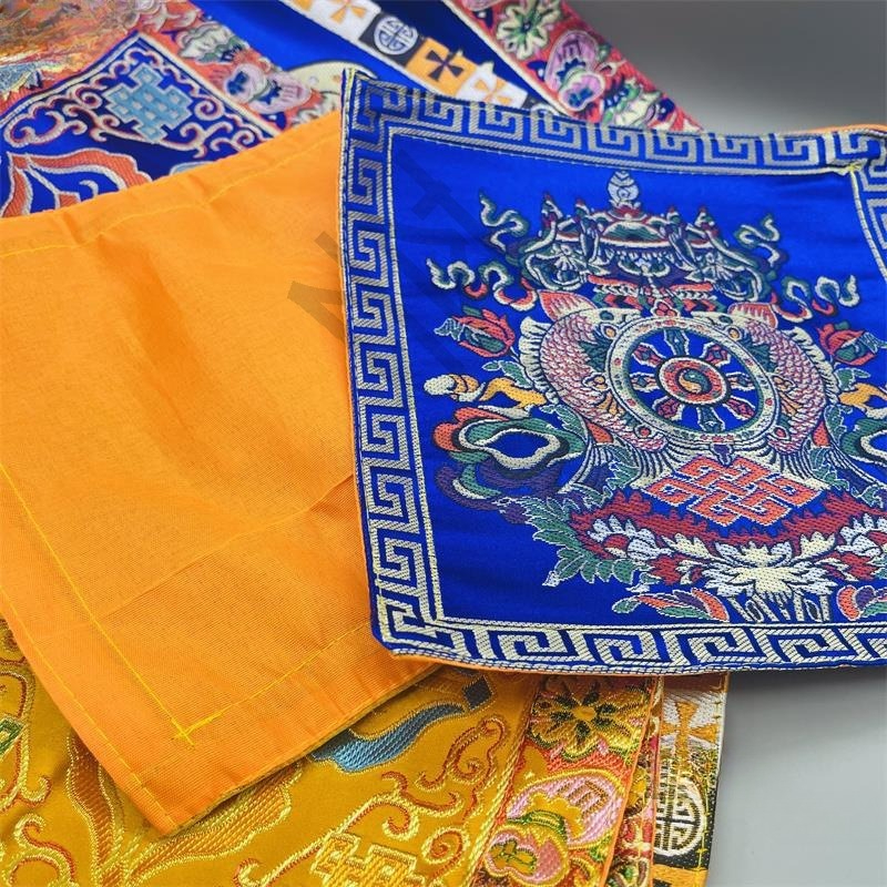 Tibetan-style Buddhist Hall De - Decorative Throw Pillow のレビューと価格
