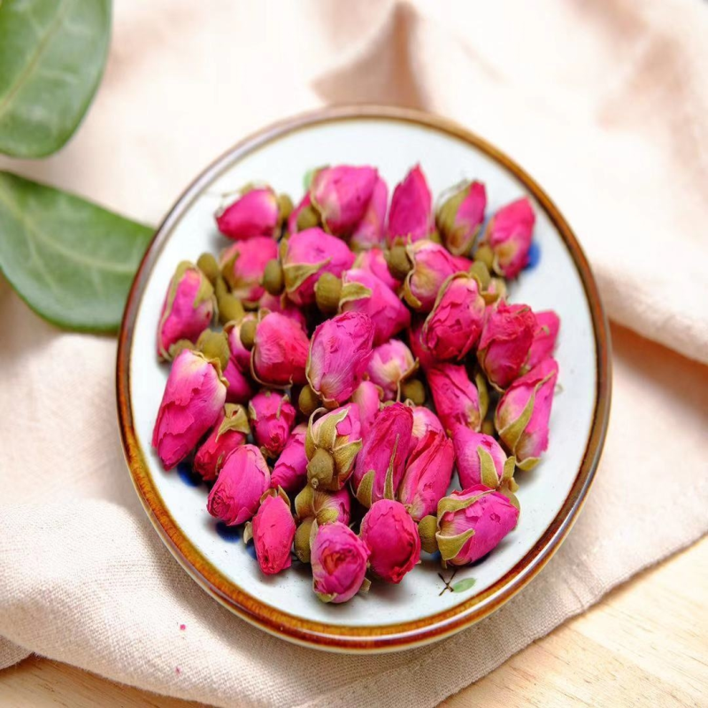 Fragrant Natural Red Rose Drie - Decorative Throw Pillow のレビューと価格